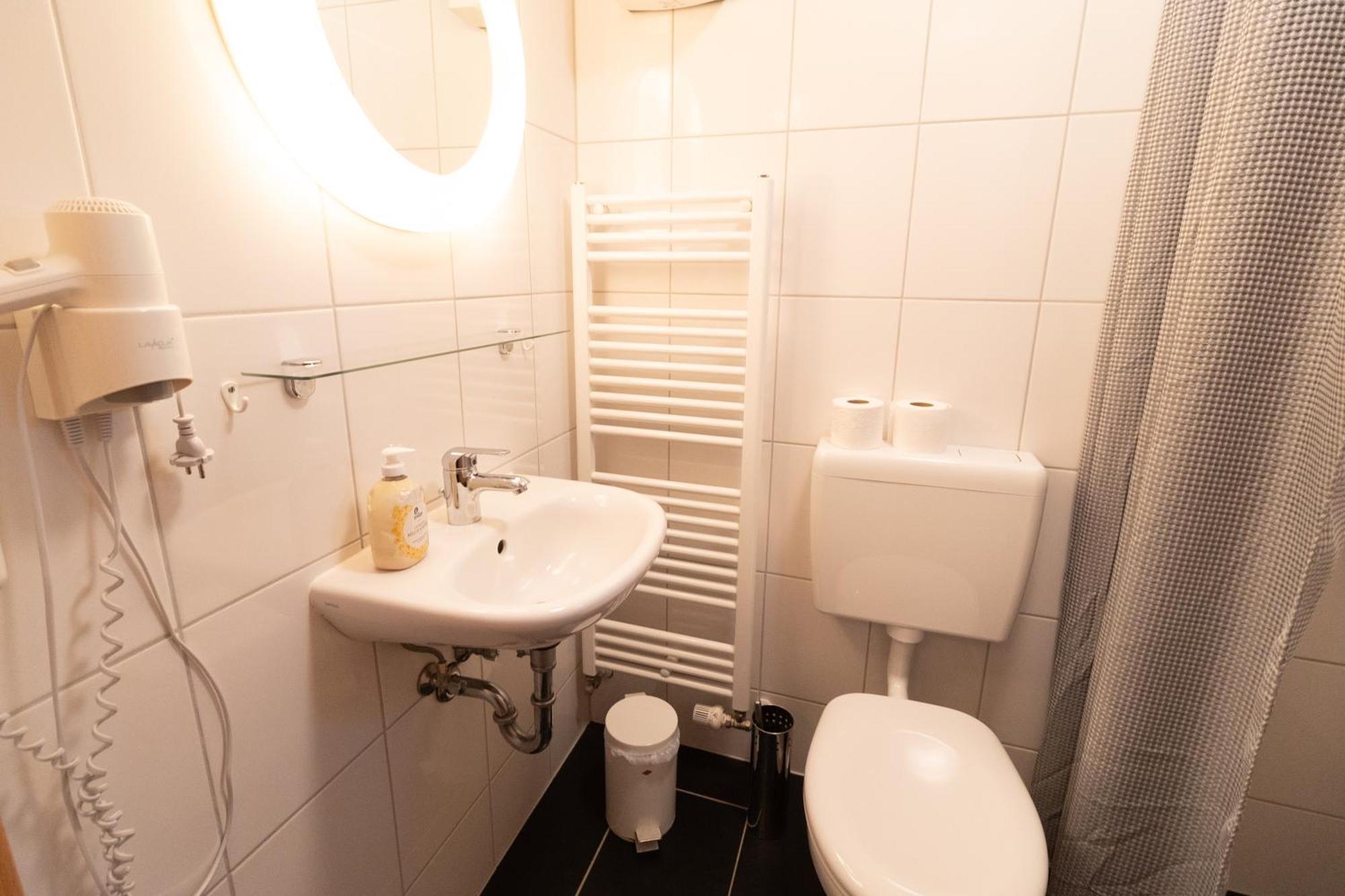 Gaestezimmer Am Alten Kaffee Hof Suderburg Bagian luar foto